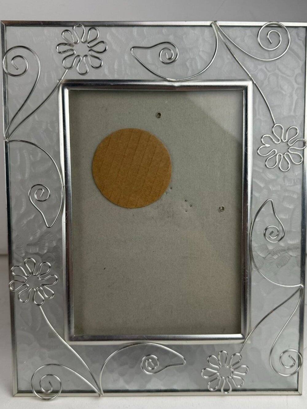 ELSAL Silver Floral Metal Photo Frame 6.25" x 8" Tabletop & Wall Mount